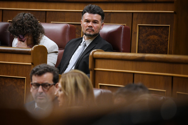 Archivo - El portavoz de ERC en el Congreso, Gabriel Rufián, durante un Pleno