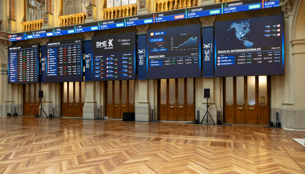 Paneles informativos en el Palacio de la Bolsa de Madrid, a 11 de mayo de 2026, en Madrid (España).