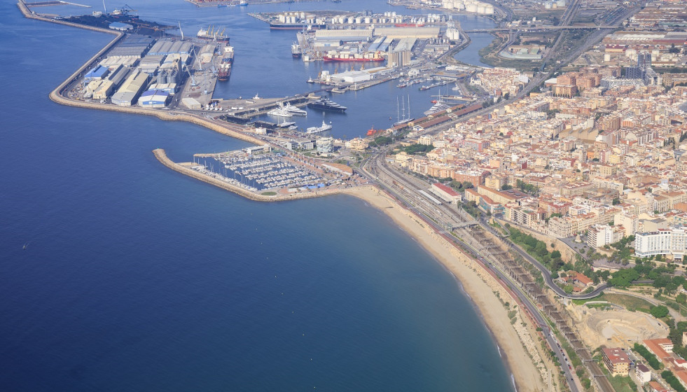 Archivo - Puerto de Tarragona
