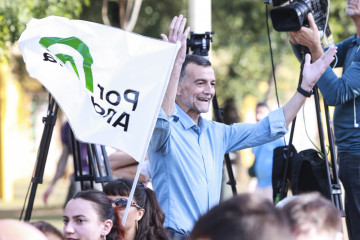 El candidato de Por Andalucía a la Presidencia de la Junta de Andalucía, Antonio Maíllo, durante un acto de campaña. Imagen de archivo.