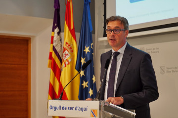 Archivo - El portavoz del Govern, Antoni Costa, en la rueda de prensa posterior al Consell de Govern.