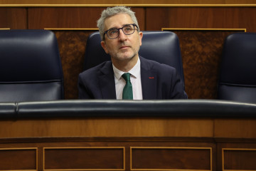 El ministro de Hacienda, Arcadi España, durante una sesión plenaria en el Congreso