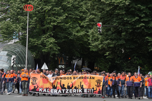 Trabajadores de Tubos Reunidos se concentran en Bilbao