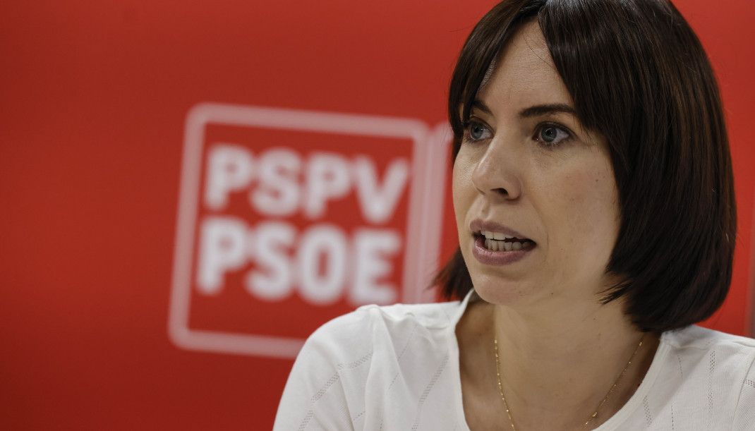 Archivo - La ministra de Ciencia, Innovación y Universidades y secretaria general del PSPV-PSOE, Diana Morant, durante una entrevista para Europa Press.