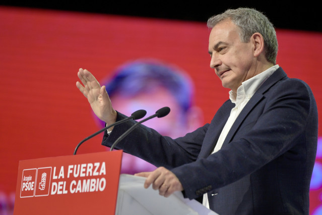 Archivo - El expresidente del Gobierno de España, José Luis Rodríguez Zapatero, interviene durante la inauguración del 18º Congreso del PSOE de Aragón, en el Auditorio de Zaragoza, a 15 de febrero de 2025, en Zaragoza, Aragón (España). Durante el Congreso