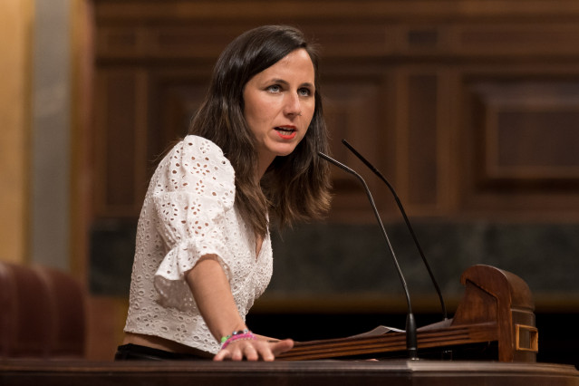 La secretaria general de Podemos, Ione Belarra, interviene durante una sesión plenaria en el Congreso de los Diputados, a 19 de mayo de 2026, en Madrid (España).