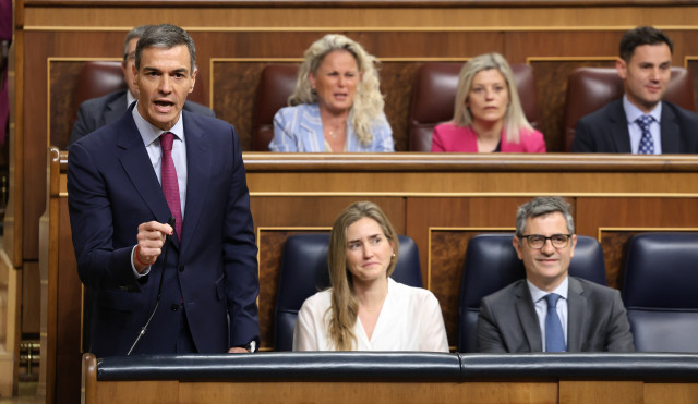 El presidente del Gobierno, Pedro Sánchez, interviene durante una sesión de control al Gobierno, en el Congreso de los Diputados, a 20 de mayo de 2026, en Madrid (España).
