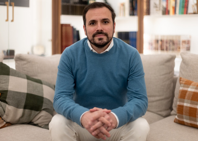 Archivo - El ex ministro de Consumo y coordinador federal de Izquierda Unida, Alberto Garzón, durante una entrevista para Europa Press, en el Hotel Casa de las Artes Meliá Collection, a 28 de enero de 2026, en Madrid (España).
