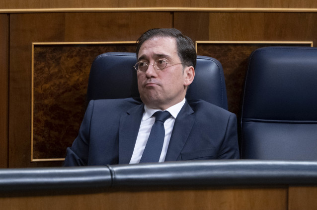 Archivo - El ministro de Asuntos Exteriores, Unión Europea y Cooperación, José Manuel Albares, durante una sesión plenaria