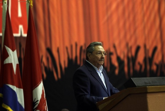 Archivo - El Presidente De Cuba, Raúl Castro, En La I Conferencia Nacional Del PCC.