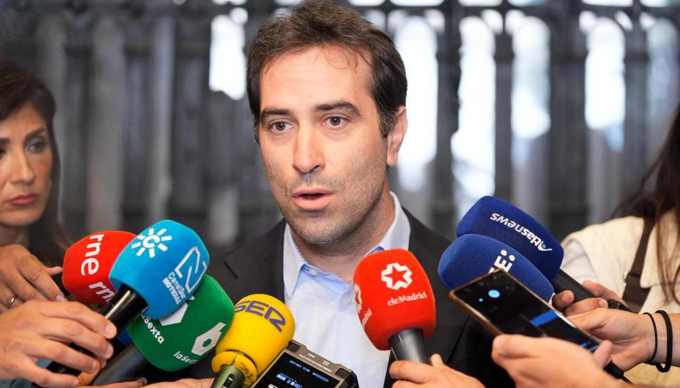 El vicepresidente primero del Gobierno, Carlos Cuerpo, en una atención a medios en Sevilla.