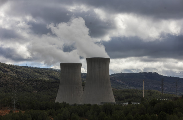 Archivo - La central nuclear de Cofrentes, a 17 de octubre de 2024, en Valencia,
