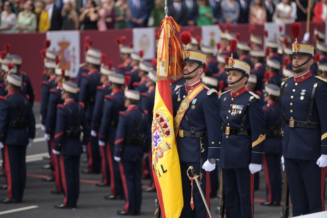 Archivo - Desfile del Día de las Fuerzas Armadas 2025, a 7 de junio de 2025, en Santa Cruz de Tenerife, Tenerife, Canarias (España).