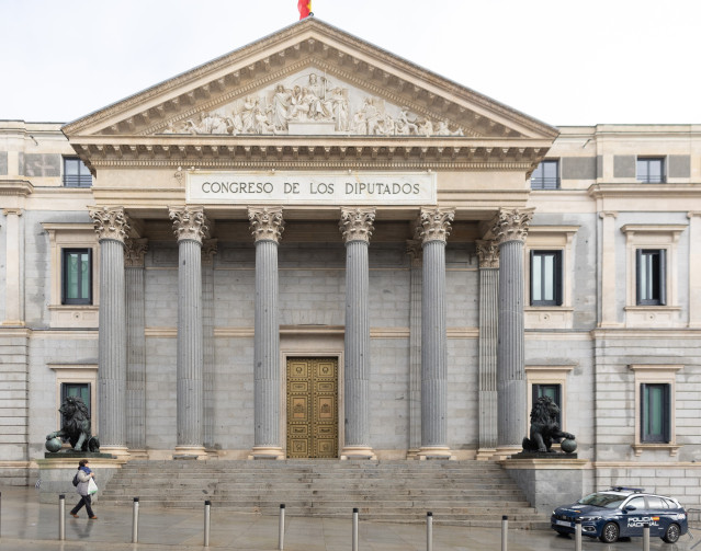 Archivo - Fachada del Congreso de los Diputados