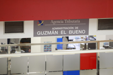 Archivo - Administración de Hacienda de la calle Guzmán El Bueno en Madrid.