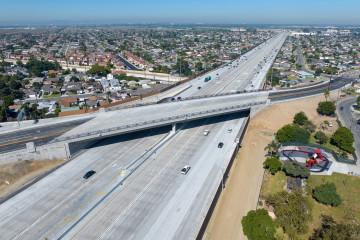 Archivo - Una autopista de OHLA en EEUU
