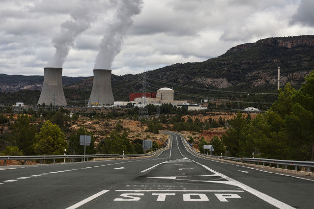 Archivo - La central nuclear de Cofrentes, a 17 de octubre de 2024, en Valencia
