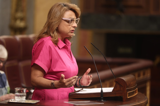 La diputada de Coalición Canaria Cristina Valido interviene durante una sesión plenaria en el Congreso de los Diputados, a 27 de mayo de 2026, en Madrid (España).