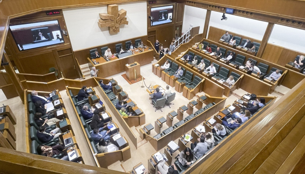 El Pleno ha debatido sobre energías renovables