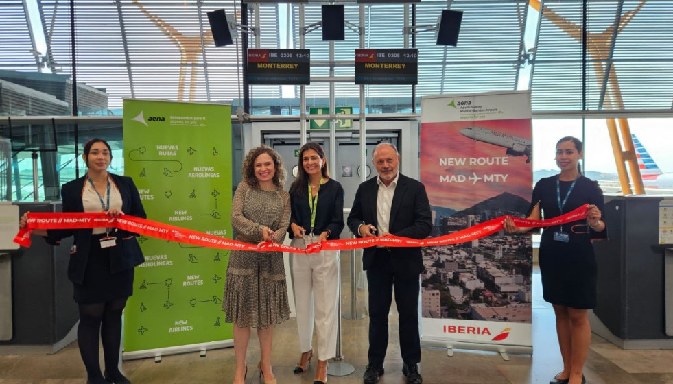 Inauguración de la ruta directa de Iberia entre Madrid (España) y Monterrey (México).