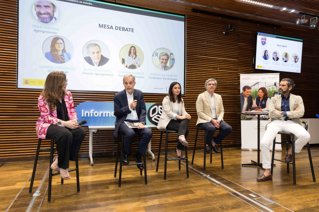 Presentación del informe 'El emprendimiento sénior en España’.
