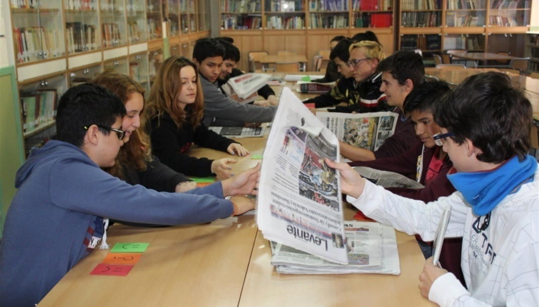 Jovenes periodicos