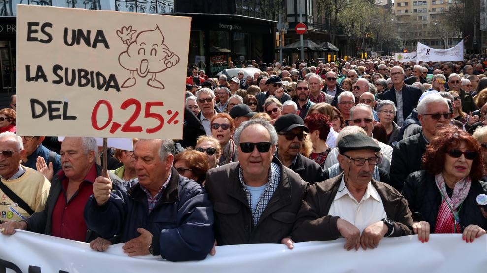 Mani pensionistas bcn 170318 acn