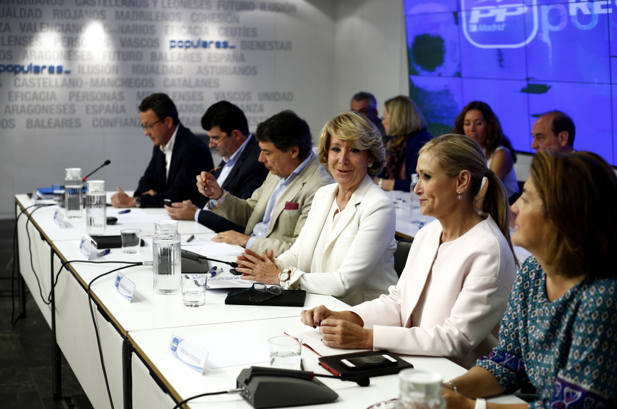 Esperanza Aguirre y Cristina Cifuentes en el Comitu00e9 Ejecutivo del PP de Madrid