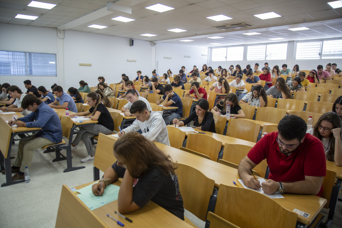 Convocatoria extraordinaria de las pruebas de Selectividad en la Universidad de Sevilla el año pasado.