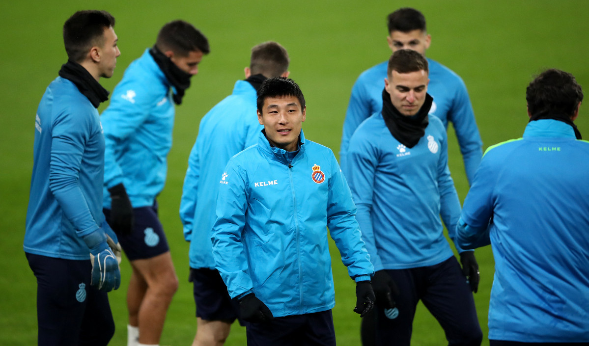 El jugador del RCD Espanyol Wu Lei en un entrenamiento