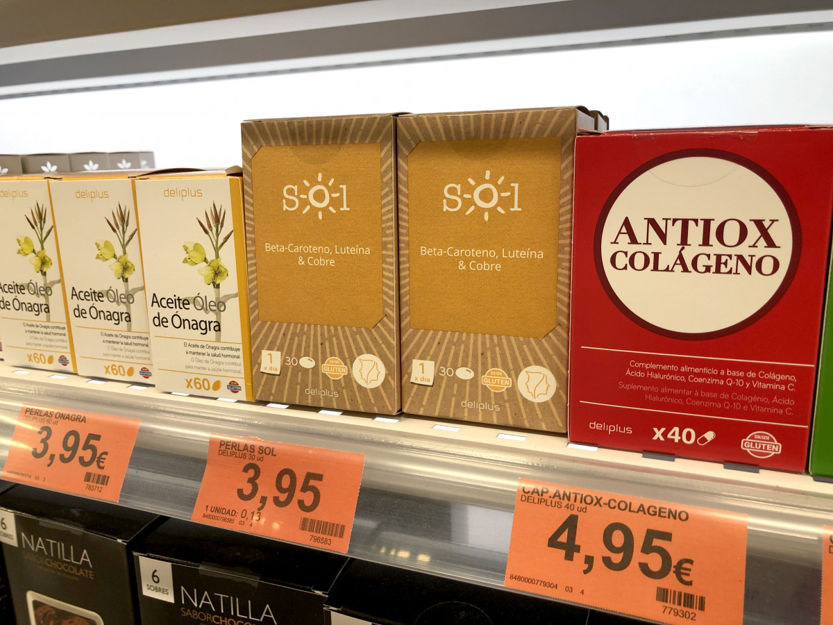 FOTOGRAFÍA Perlas Sol en la secciu00f3 Perfumería de Mercadona