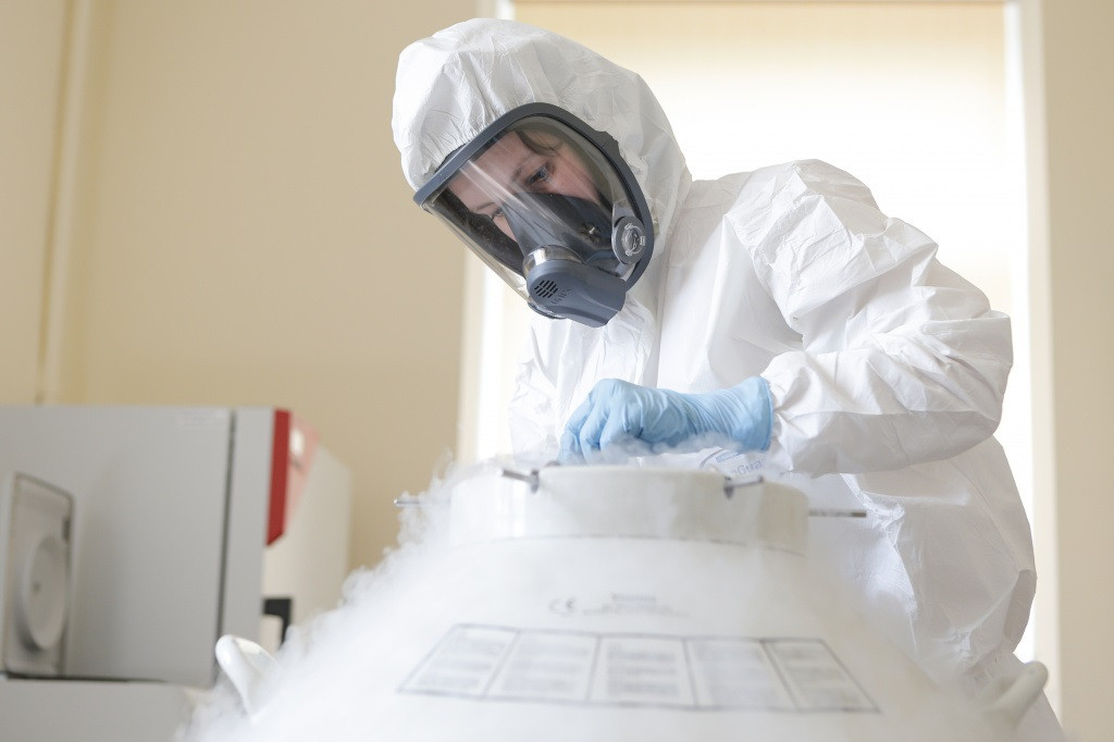 AMP.- Coronavirus.- Comienzan los ensayos en grupos de riesgo de la vacuna rusa