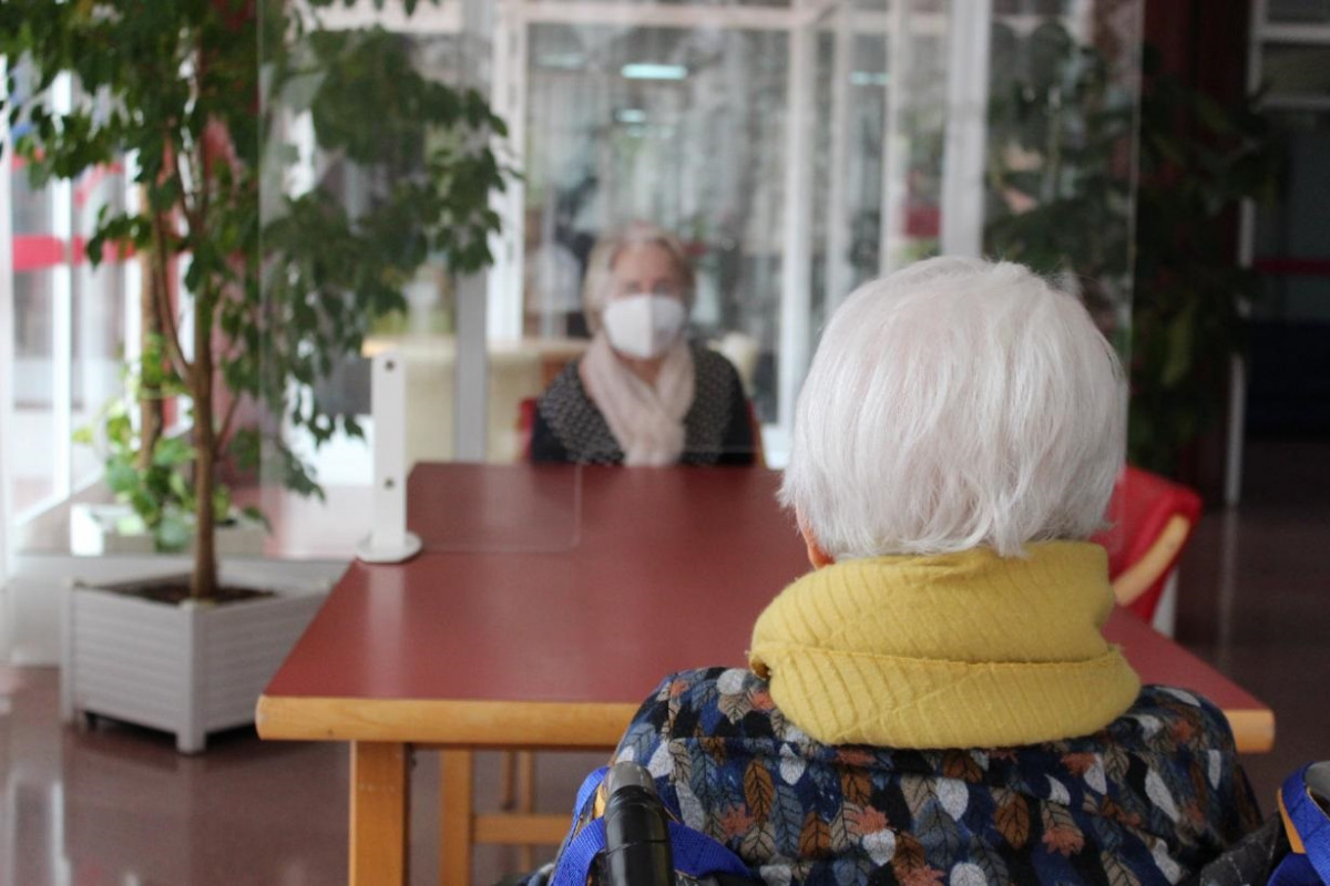 COVID en residencia de mayores, ancianos, vejez