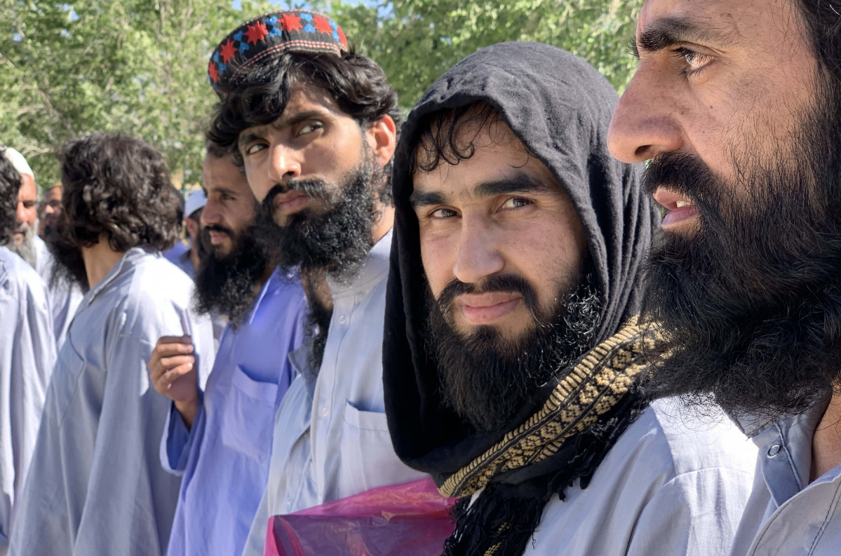 Archivo - Archivo - Miembros de los talibán