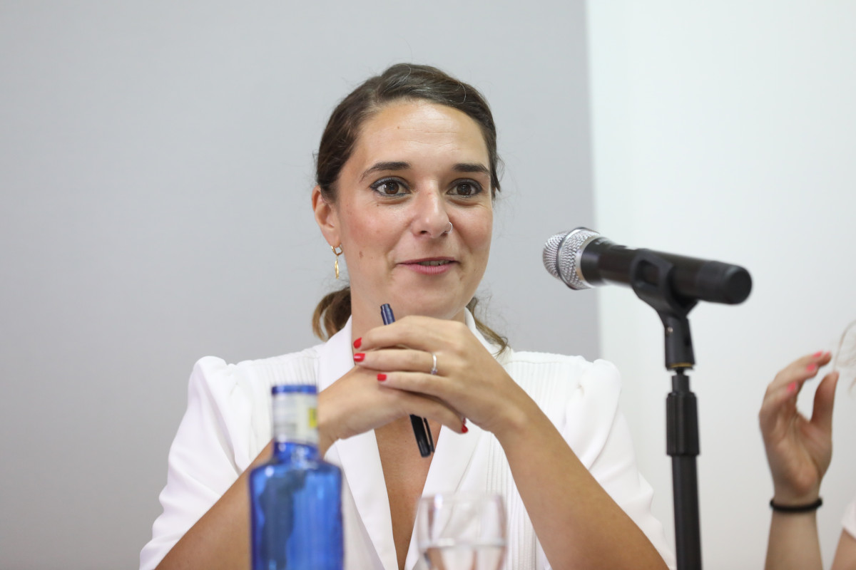 Archivo - La secretaria de Estado de Igualdad y contra la Violencia de Género, Noelia Vera, participa en la mesa redonda 'Reorganizar los cuidados para reorganizar la vida: experiencias institucionales', en el Real Centro Universitario María Cristina, a 2