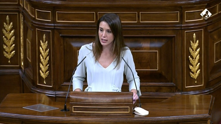 La ministra de Igualdad, Irene Montero, en el Pleno del Congreso de este miércoles para responder a la interpelación urgente de Vox