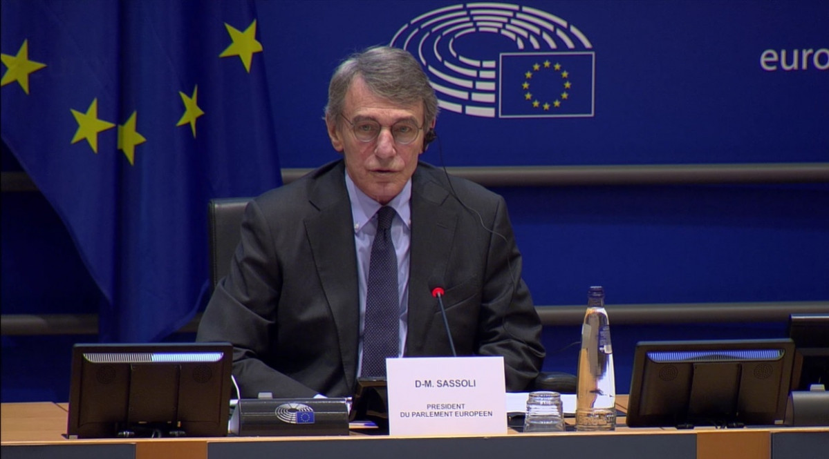 El presidente del Parlamento Europeo, David Sassoli, en la reunión organizada este jueves por la presidenta de la Comisión de Derechos de la Mujer e Igualdad de Género, Evelyn Regner, con motivo del Día Internacional de la Mujer