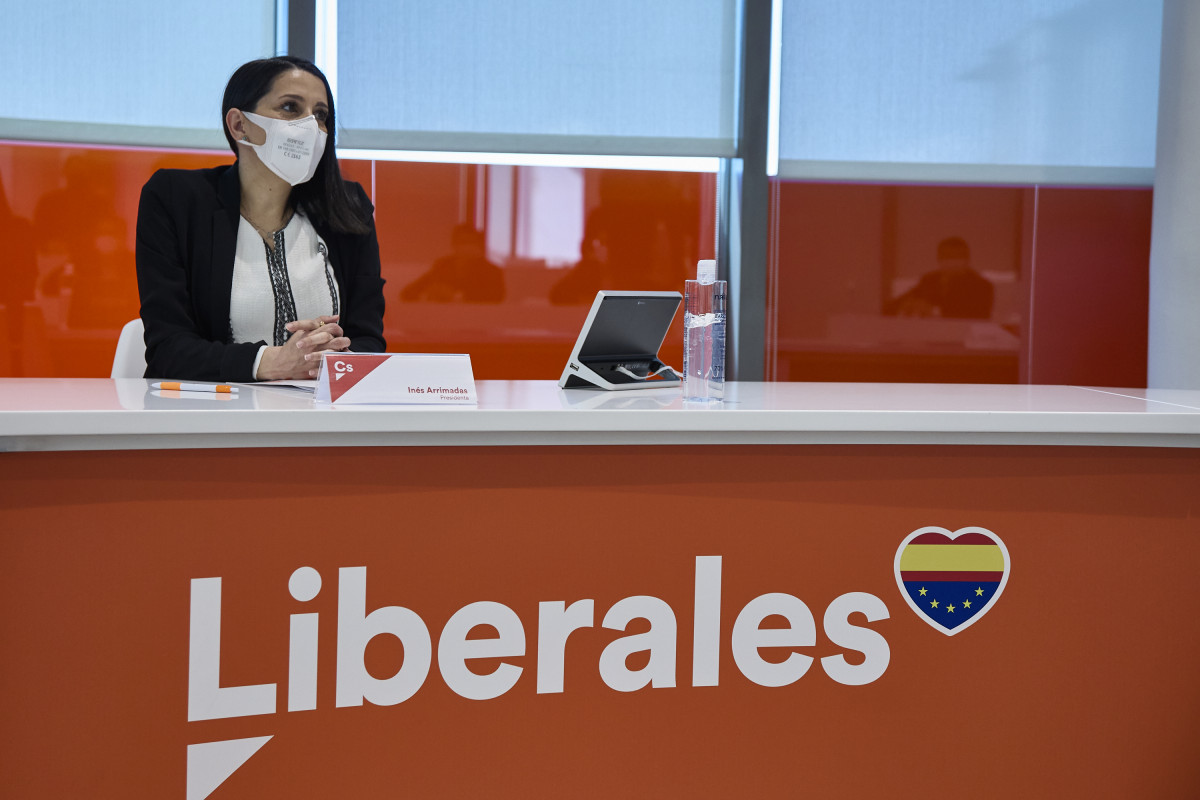 La líder de Cs, Inés Arrimadas, en una reunión del Comité Permanente de Ciudadanos, en la sede de Cs, a 14 de febrero de 2022, en Madrid (España).