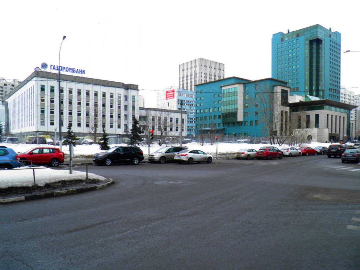 Moscow, Novocheremushkinskaya Street office block