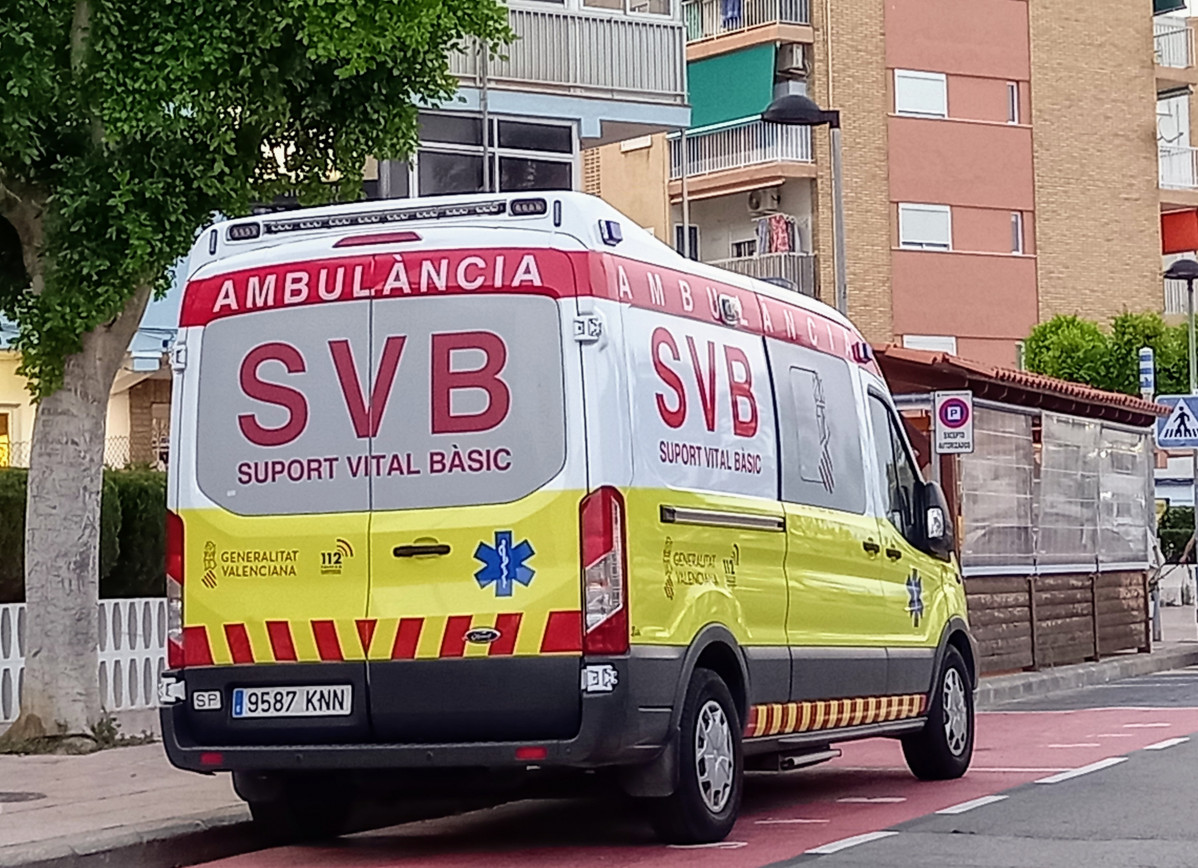 EuropaPress 3917620 foto archivo ambulancia soporte vital basico svb