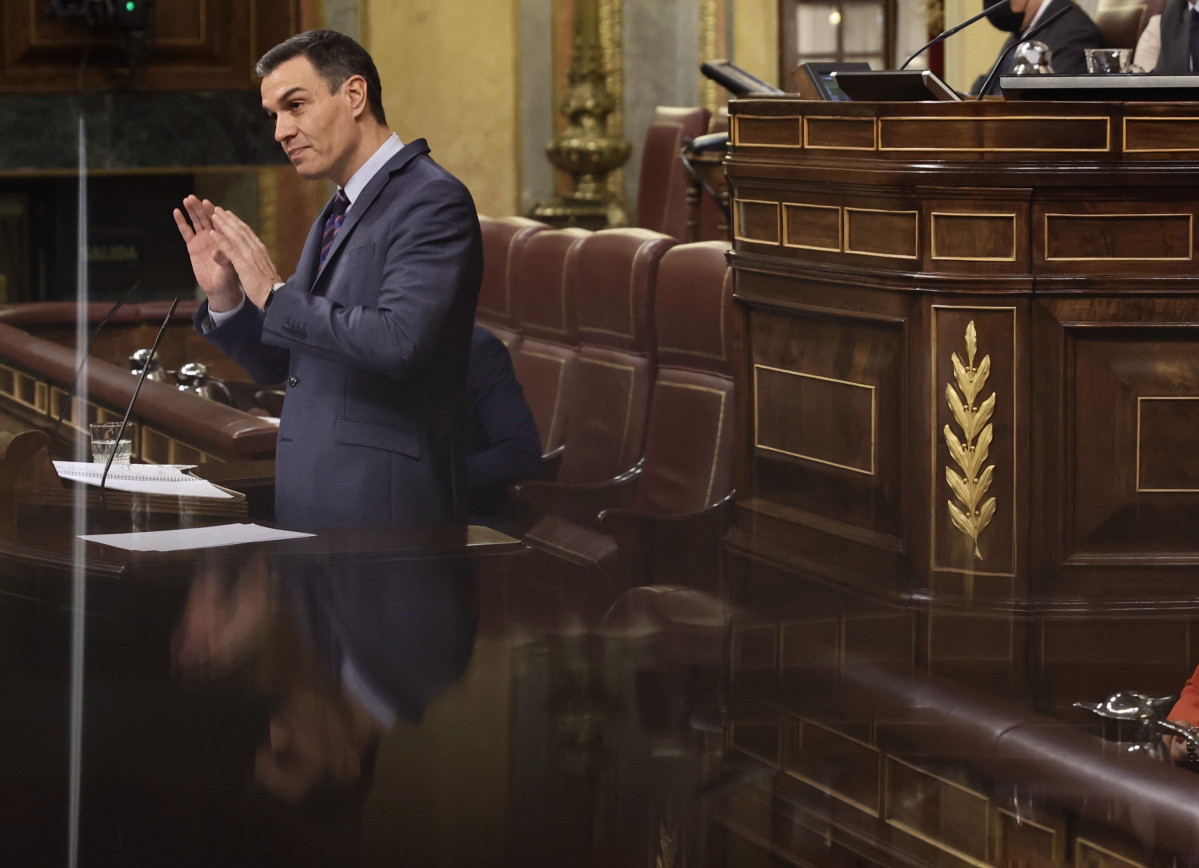 Archivo - El presidente Pedro Sánchez, en una sesión plenaria
