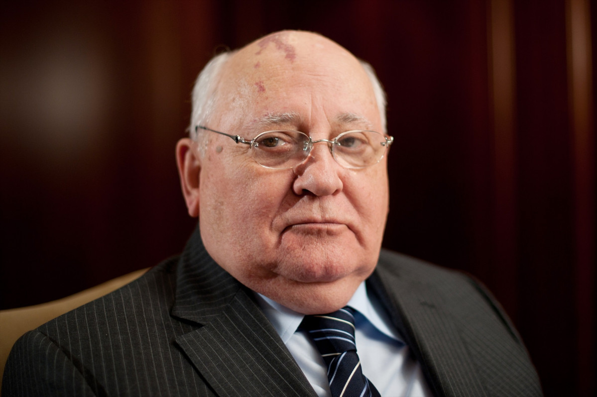 EuropaPress 4652489 filed 21 november 2011 berlin ussr former president mikhail gorbachev takes