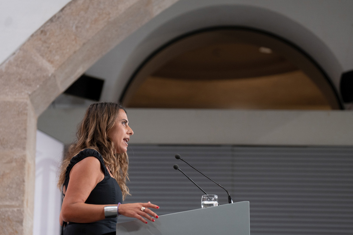La portavoz del Govern de la Generalitat, Patrícia Plaja, ofrece una rueda de prensa posterior a una reunión del Consell Executiu, en el Palau de la Generalitat, a 26 de septiembre de 2023, en Barcelona, Catalunya (España). La portavoz del Govern, Patríci
