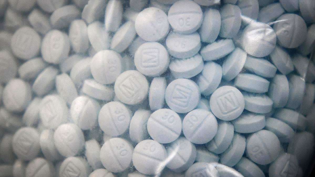 EuropaPress 5307611 june 12 2023 fresno ca bag of evidence containing the synthetic opioid