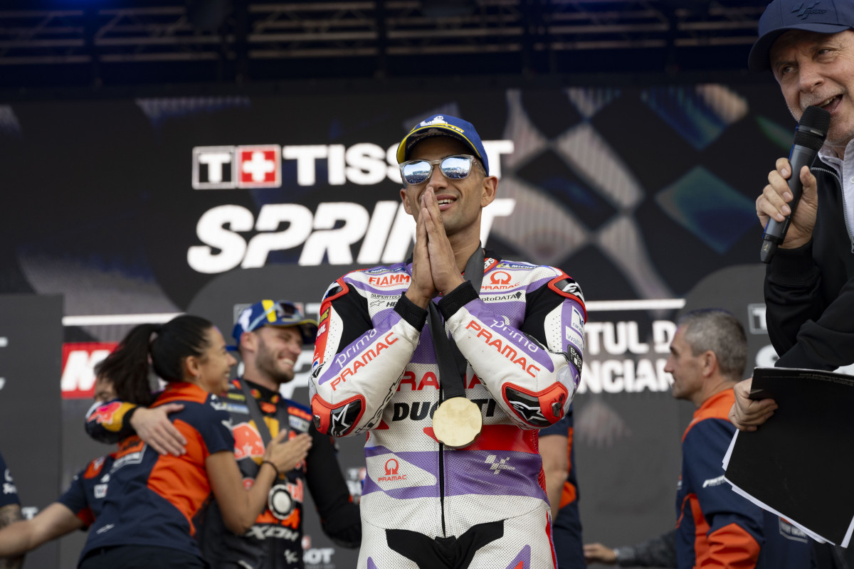 EuropaPress 5601419 martin jorge spa pramac racing ducati desmosedici gp23 podium portrait in